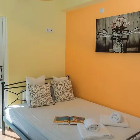 Modern Flat With Beautiful Views In South Of Corfu Διαμέρισμα Λευκίμμη